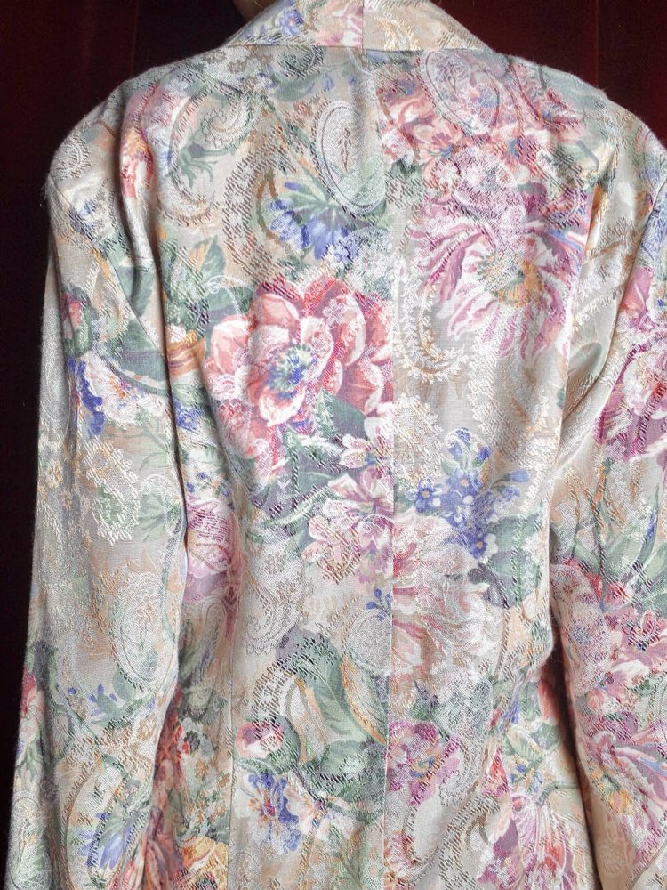 Flower & Paisley Double Pattern Shape Jacket