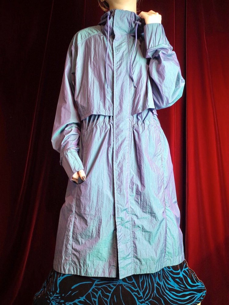 и Ļ Nylon Tech Coat