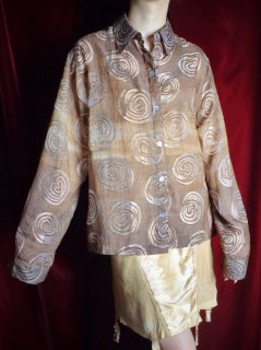 Uzumaki Pattern Gradation Sheer Shirt