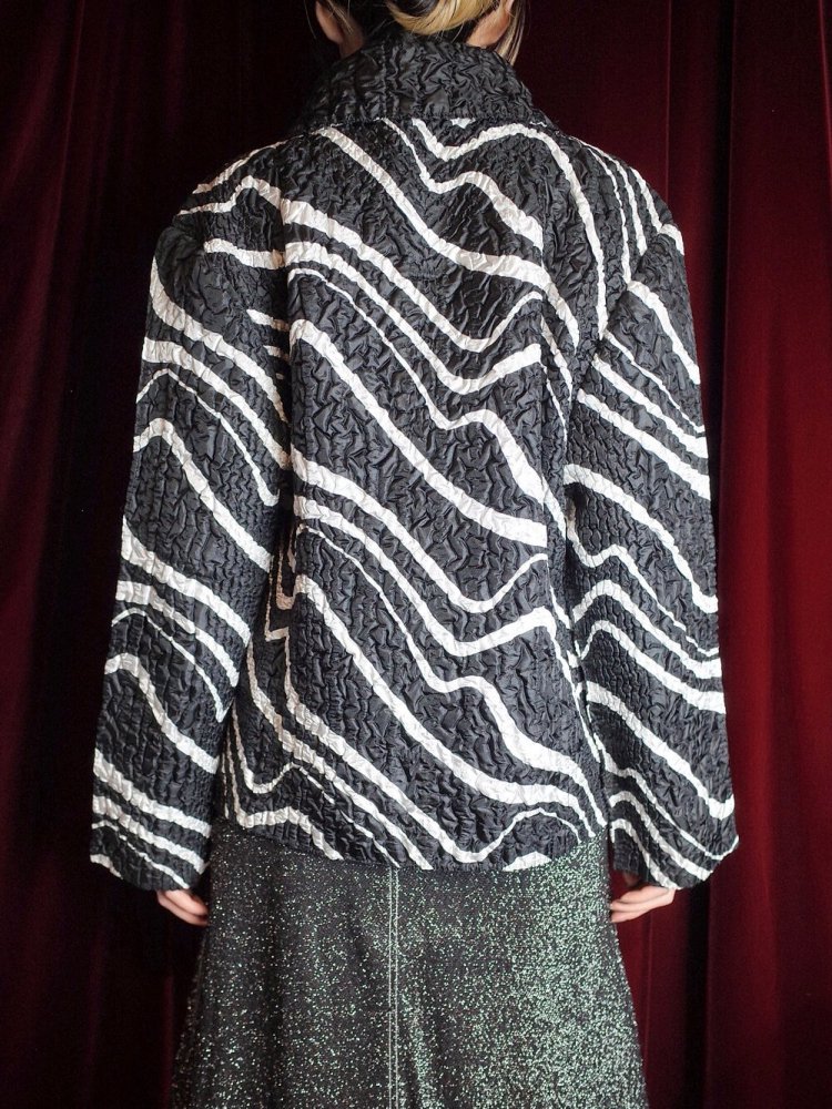 Black & White Smoke Wave Pleats Jacket Reversible