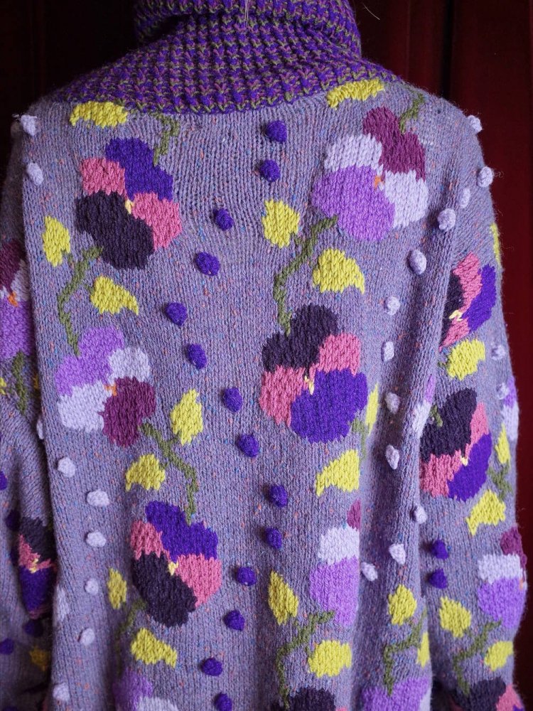 Smoky Purple Flower & Pompom Knit