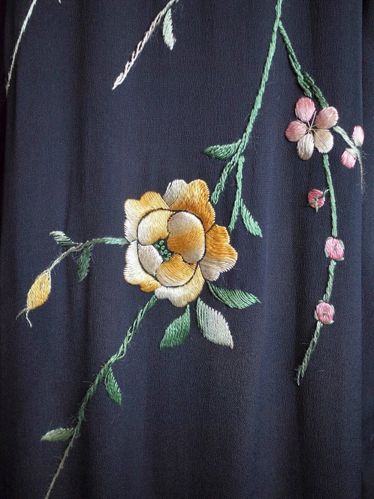 c.1920s Antique Solid Flower Embroidery Silk Kimono Gown