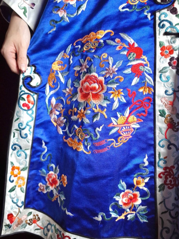 c.1960s China Embroidery Silk Long Gown