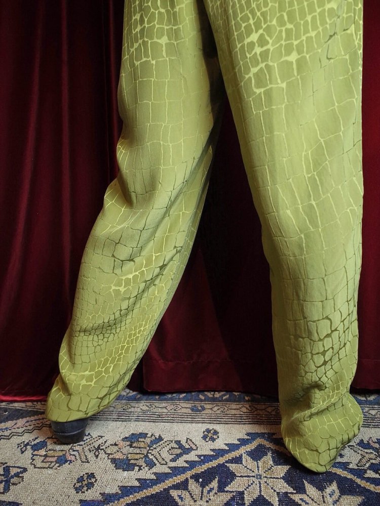 Crocodile Pattern Silk Tuck Pants