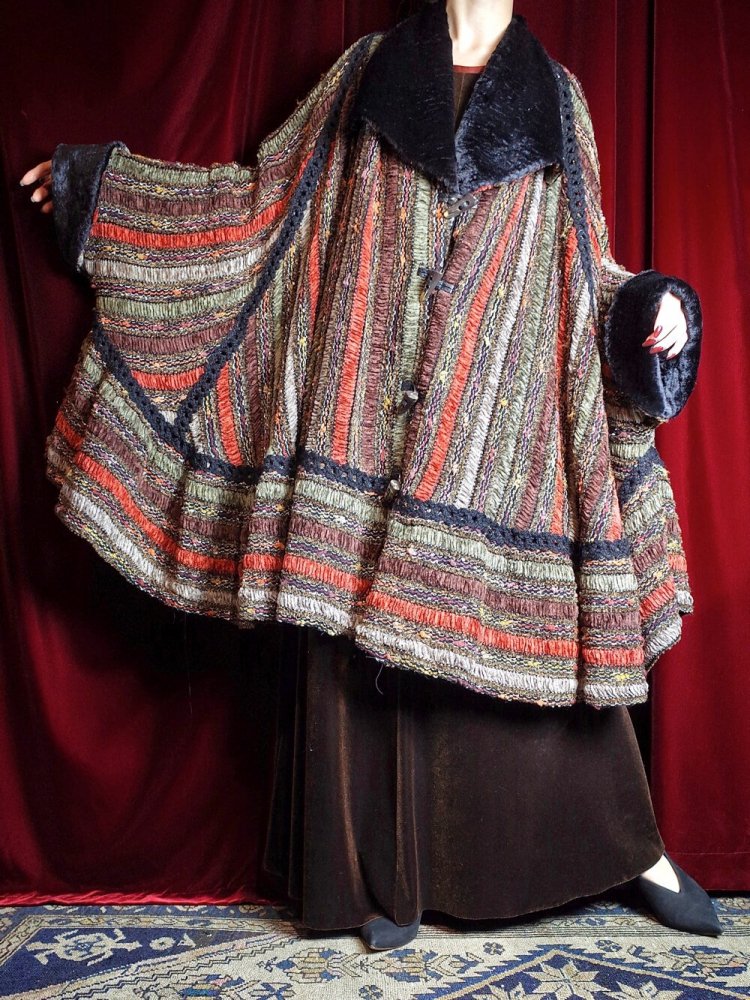 Low Gauge Knit Poncho Coat