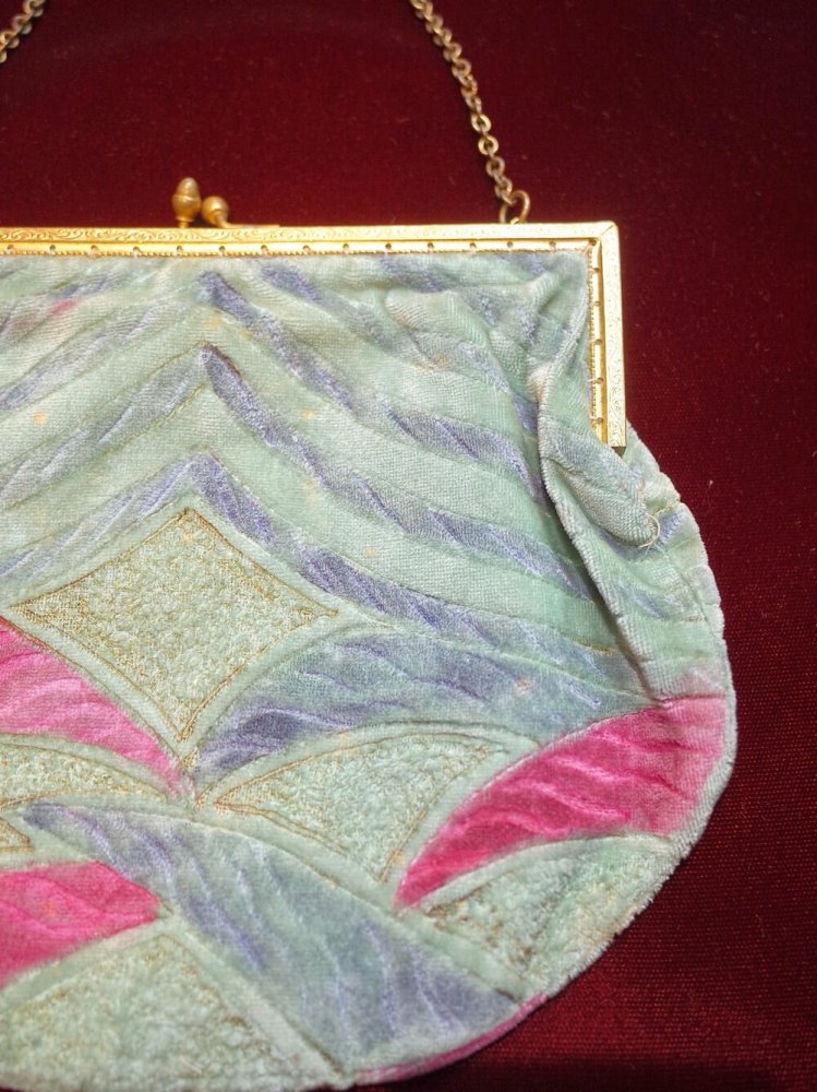 c.1920s Antique Modern Velvet Purse