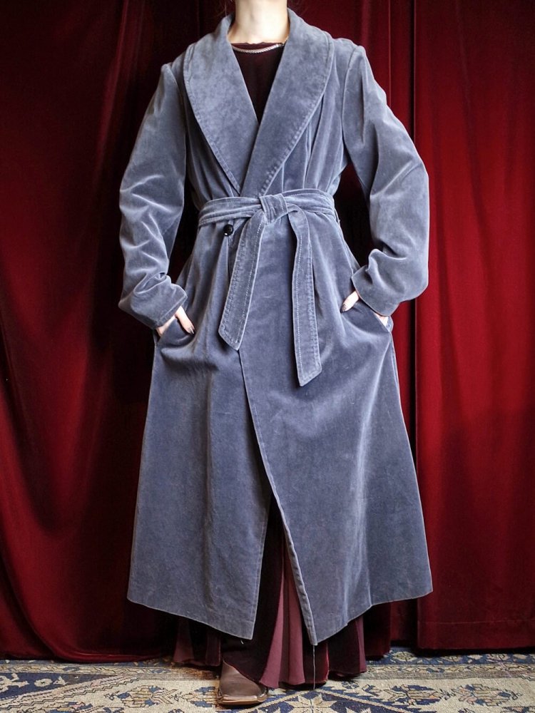 c.1950s CANADA Grayish Velvet Gown Coat