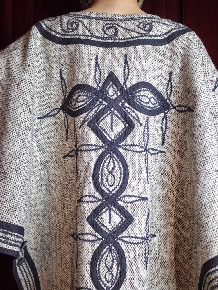 c.1970s Mariachi Embroidery Poncho