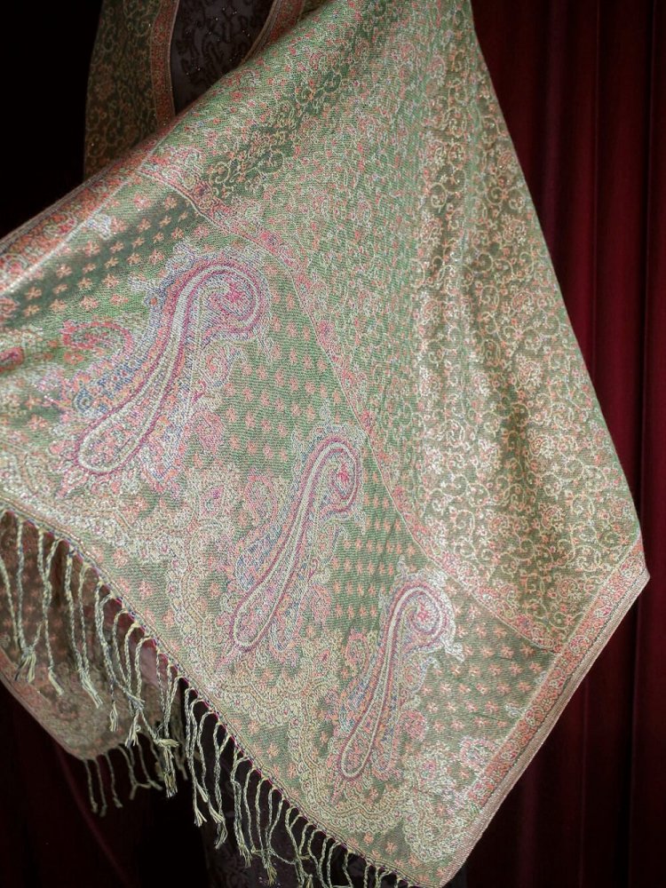 PASHMINAVintage Moss Green Paisley  Lame Ƚ Stole