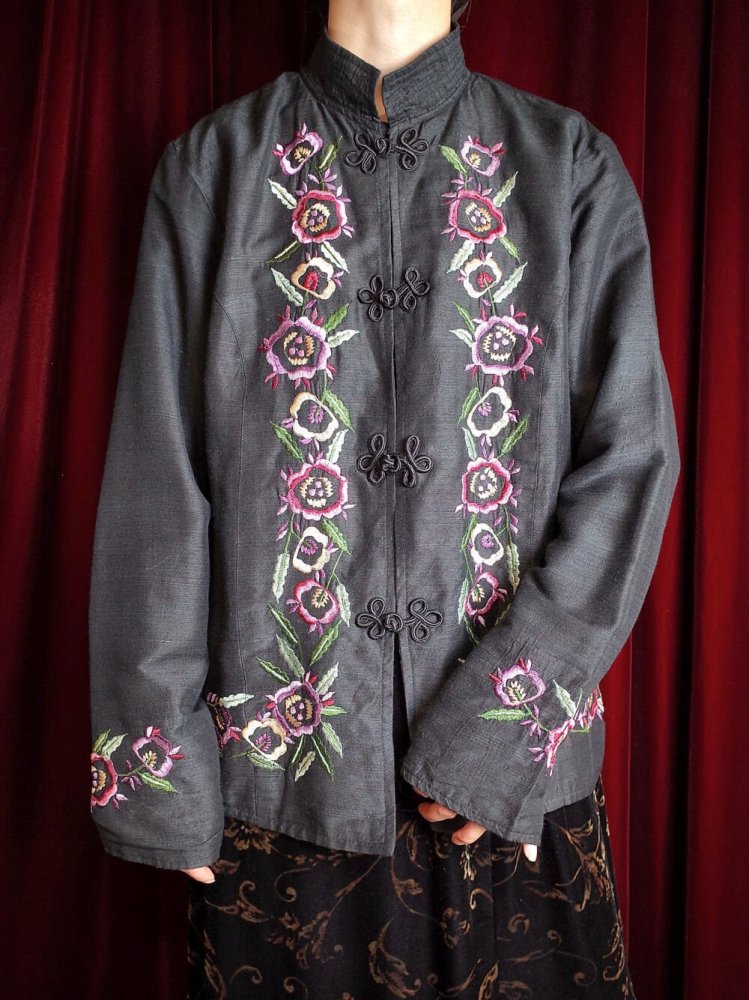 Purple Flower Embroidery China Jacket