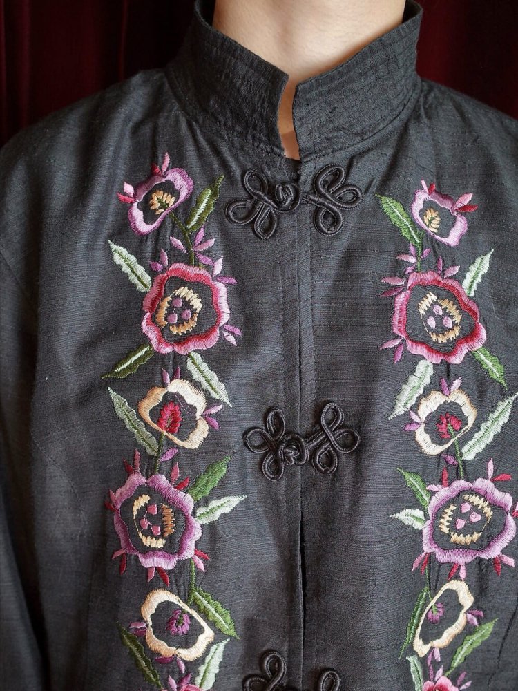 Purple Flower Embroidery China Jacket