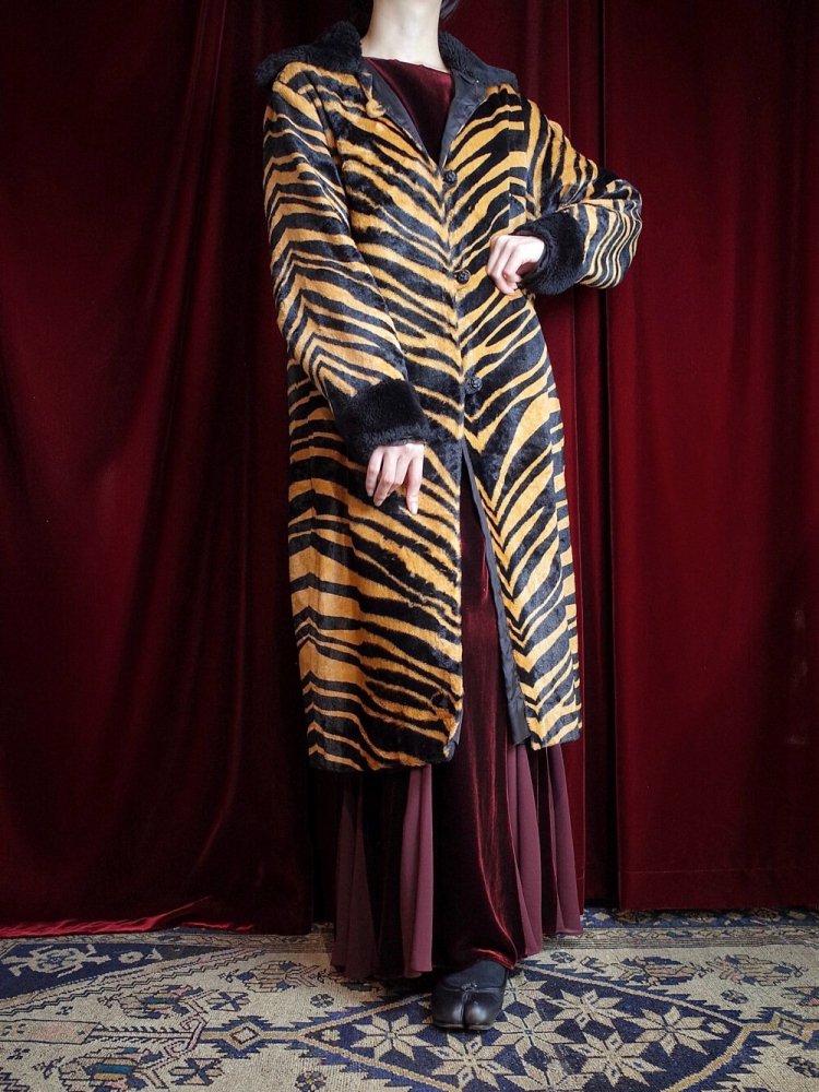 c.1950s Tiger Fur Coat