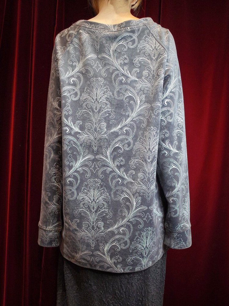 Arabesque Silver Gray Velvet Sweat