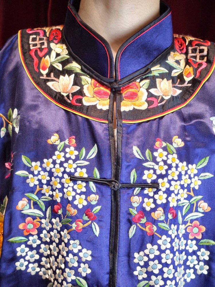 Flower Embroidery Navy Silk China Gown