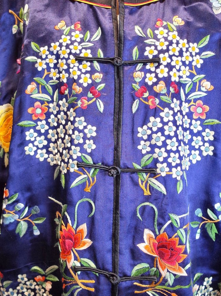 Flower Embroidery Navy Silk China Gown