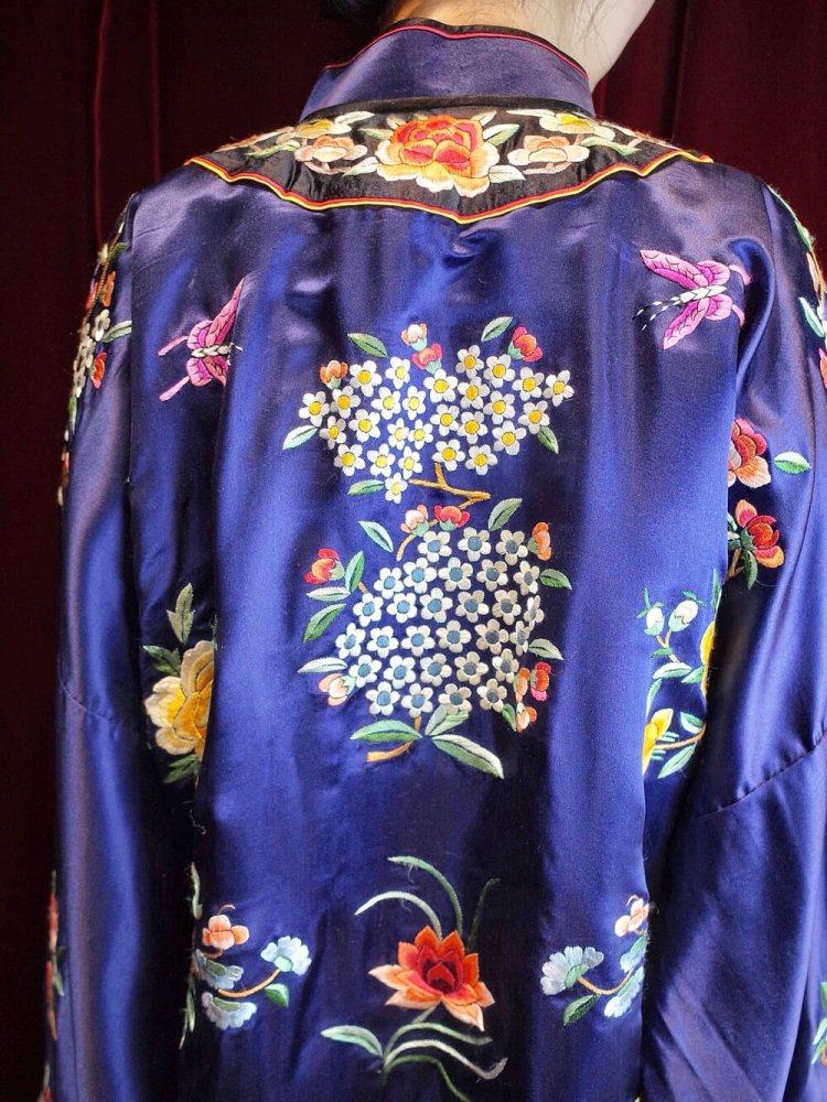 Flower Embroidery Navy Silk China Gown