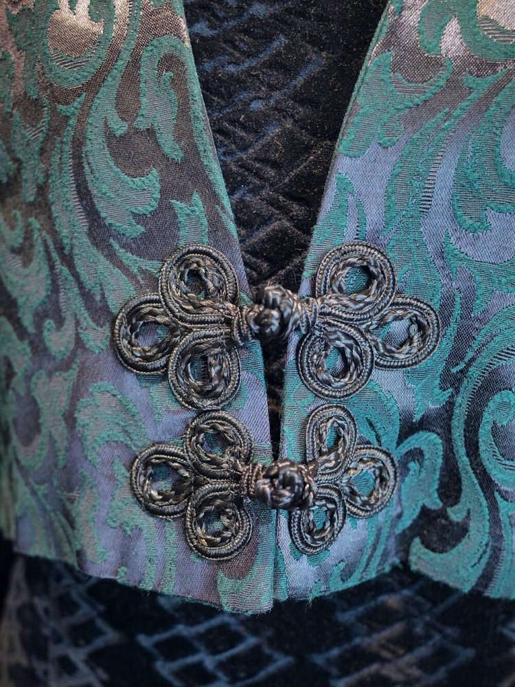 Remake China ButtonsDeep Green Arabesque Short Jacket