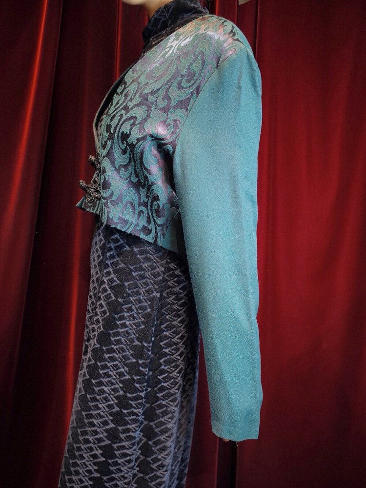 Remake China ButtonsDeep Green Arabesque Short Jacket