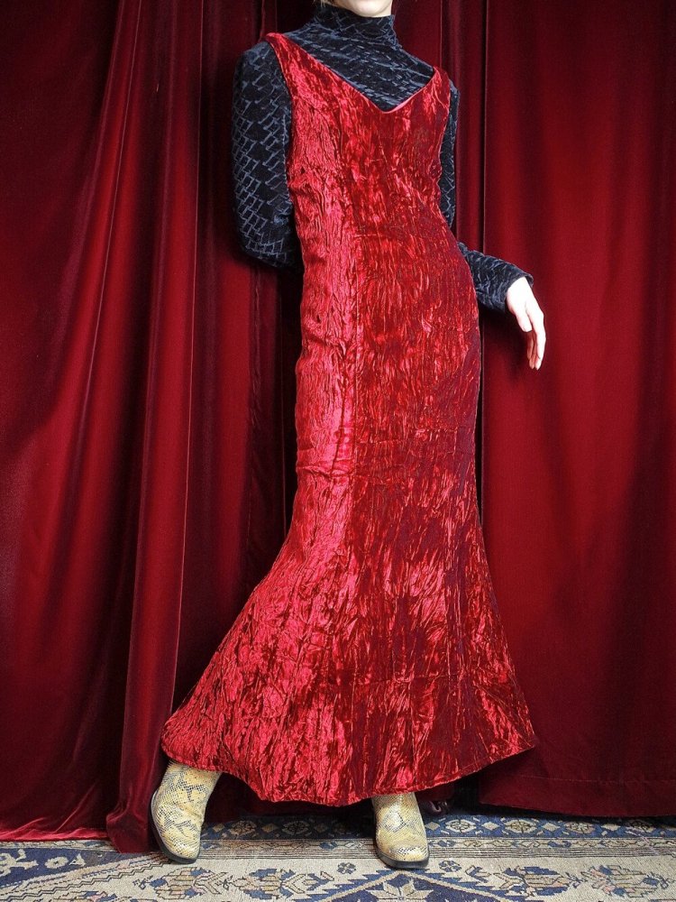 и Red Rayon Velvet Dress