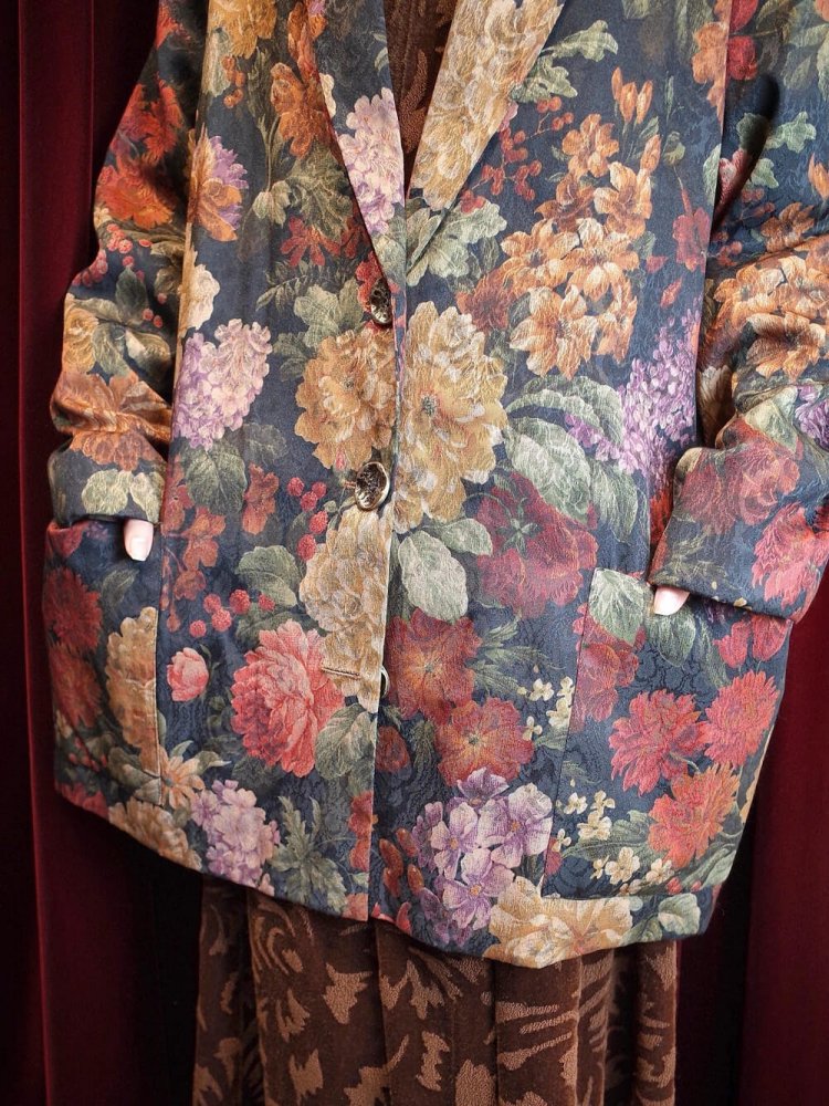 Flower Arabesque Double Pattern Tailored Jacket