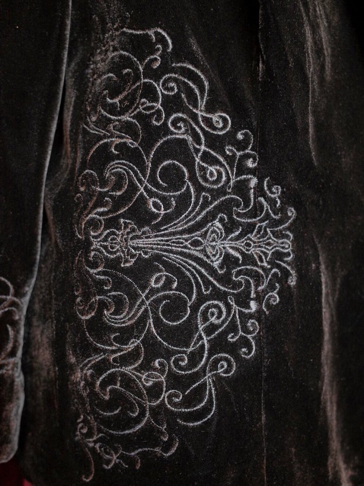 Black Silk Velvet Embroidery Jacket