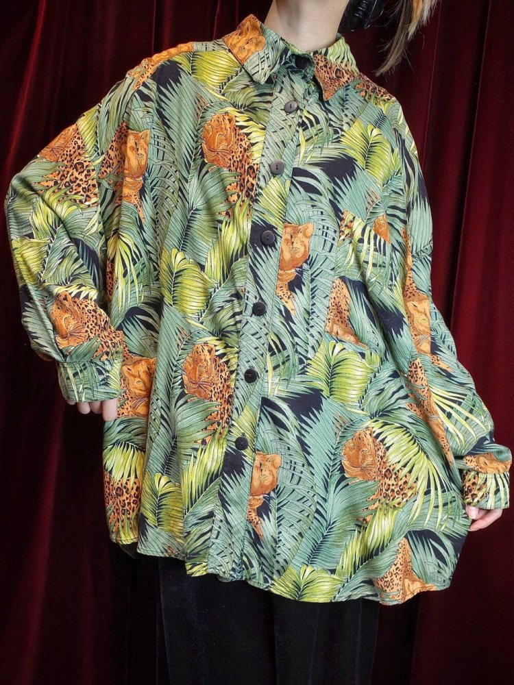 "Panther Hiding In The Jungle" Drape Rayon Shirt