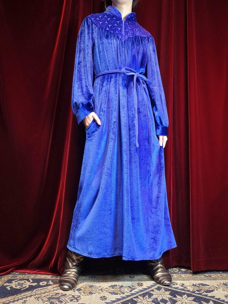 c.1970s Embroidery Blue Velvet Zip Dress