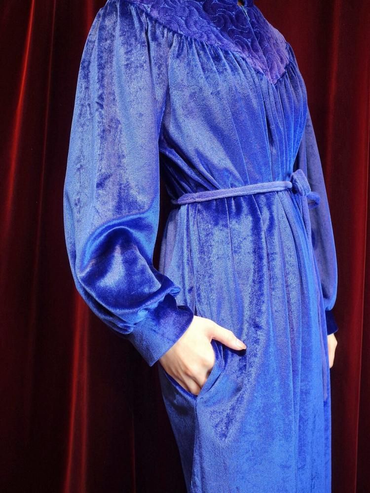 c.1970s Embroidery Blue Velvet Zip Dress