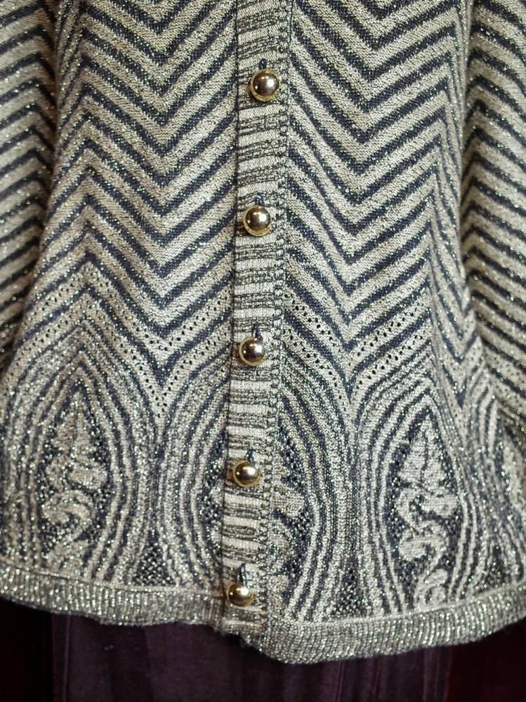 Zigzag  Arabesque Glitter Gold Black Cardigan