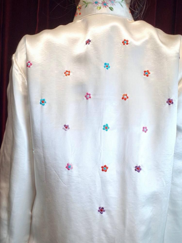 Hand Embroidery White China Jacket