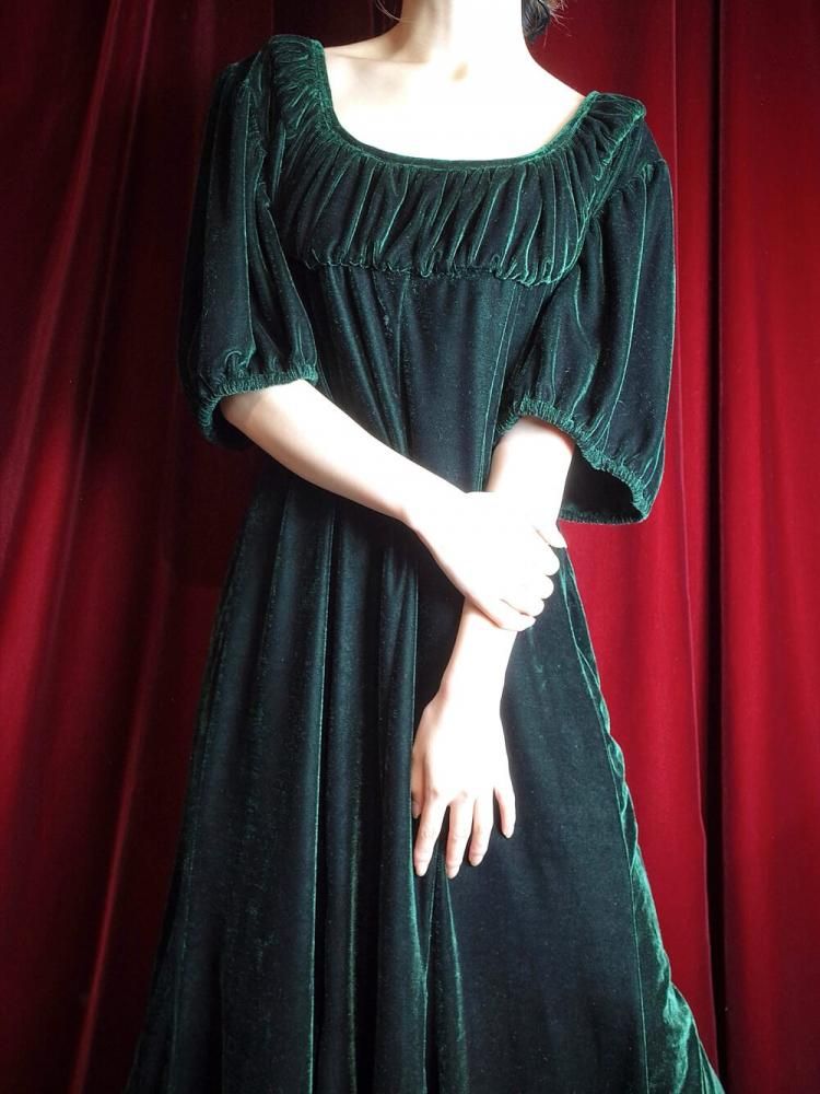 Deep Green Velvet Square Neck Shirring Dress