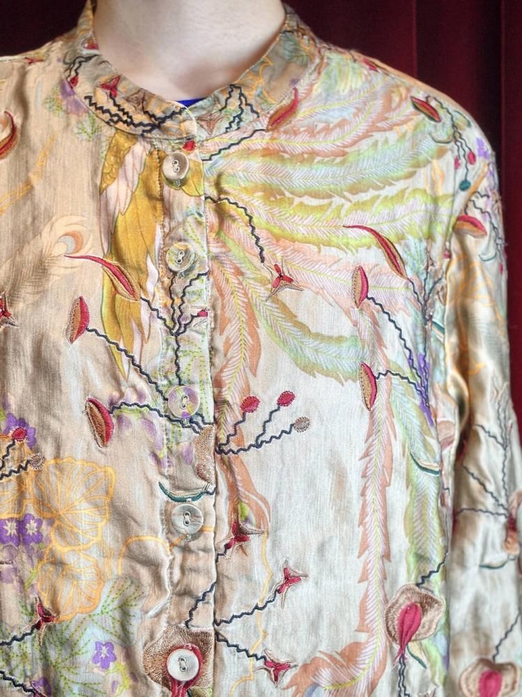 Peacock & Botanical Embroidery Linen/Silk China Shirt