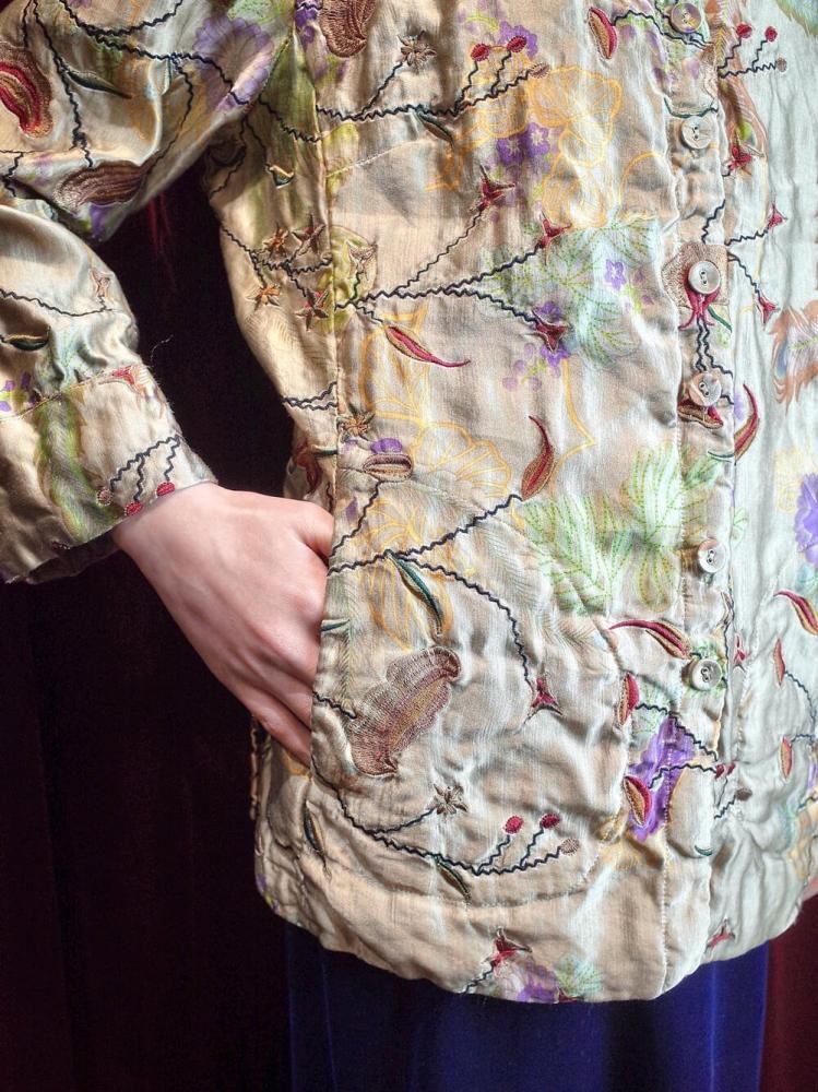 Peacock & Botanical Embroidery Linen/Silk China Shirt