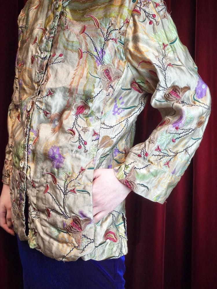 Peacock & Botanical Embroidery Linen/Silk China Shirt