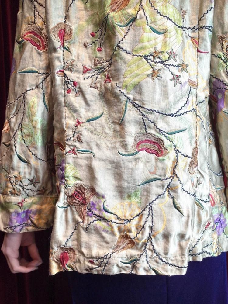 Peacock & Botanical Embroidery Linen/Silk China Shirt