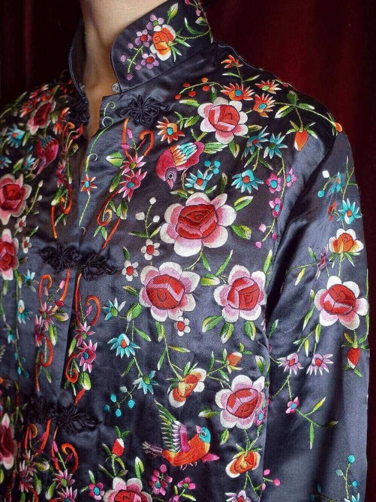 c.1960~70s China Total Embroidery Black Silk Jacket