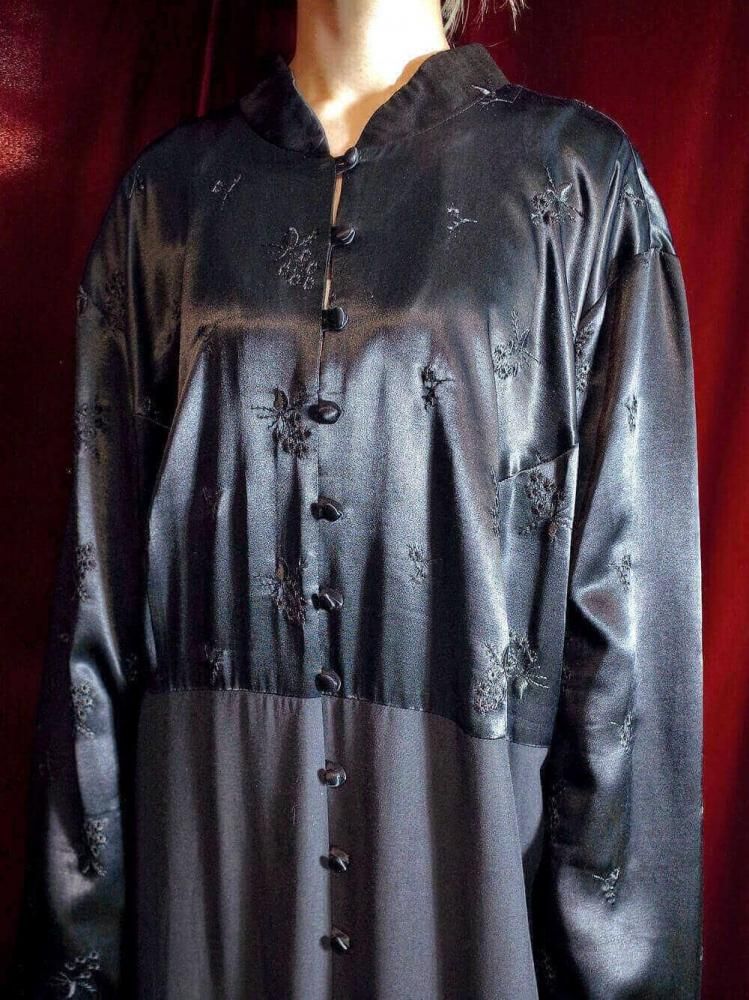 Black Satin Switch Big Silhouette China Dress