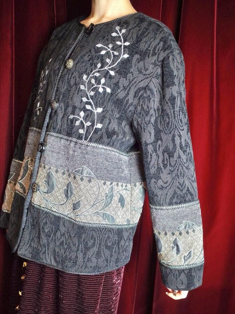 "Embroidery & Custom Buttons" Arabesque Gobelin Jacket