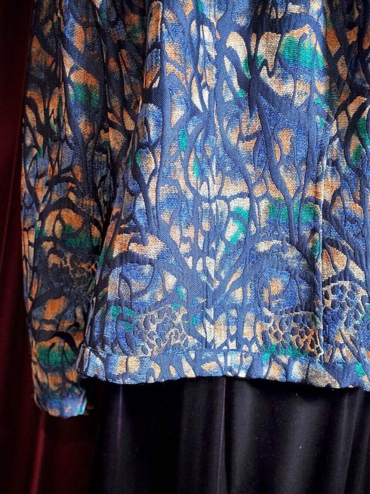Abstract Wave Pattern Gobelin Jacket / Gradation  Navy Reversible