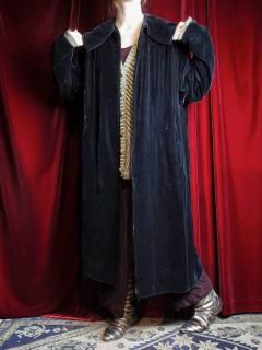 Black Velvet Big Collar Gown Coat