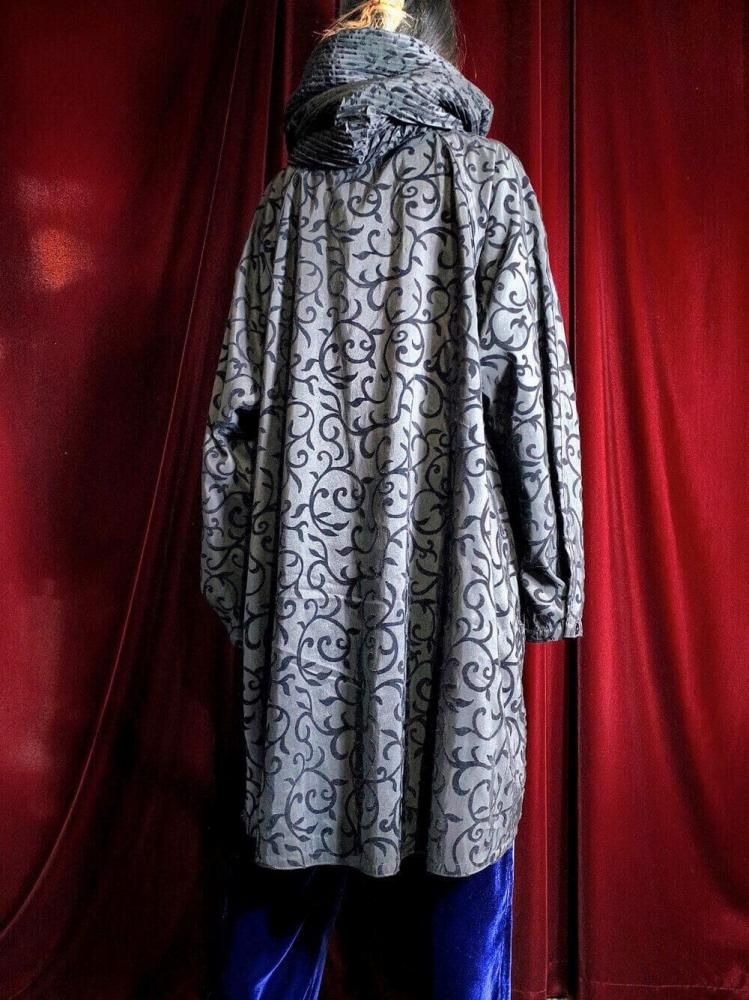 Arabesque Gather Big Hoodie Coat Reversible