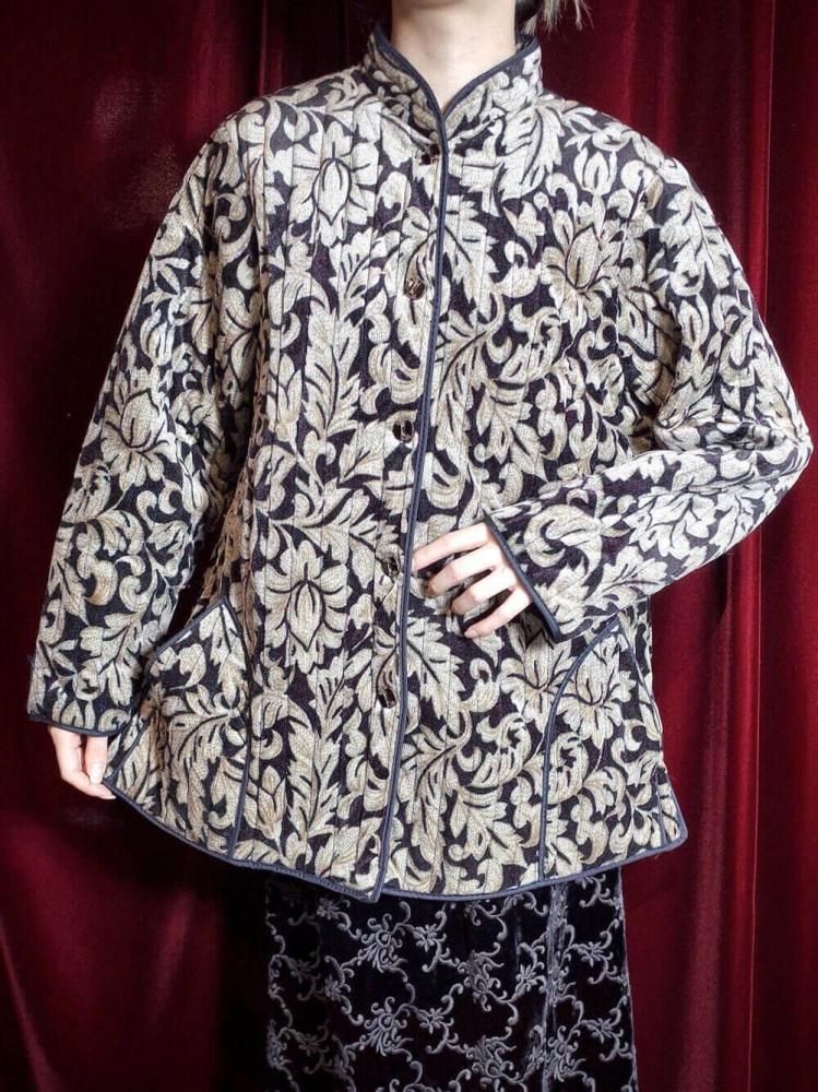 Arabesque Velvet Quilting China Jacket