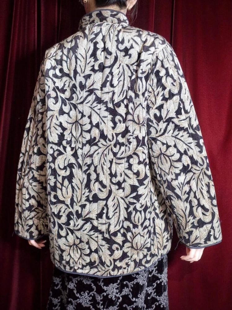 Arabesque Velvet Quilting China Jacket