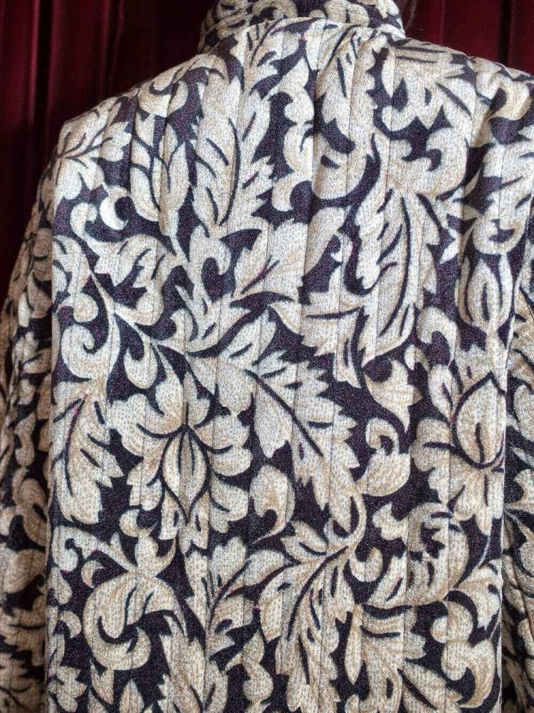 Arabesque Velvet Quilting China Jacket