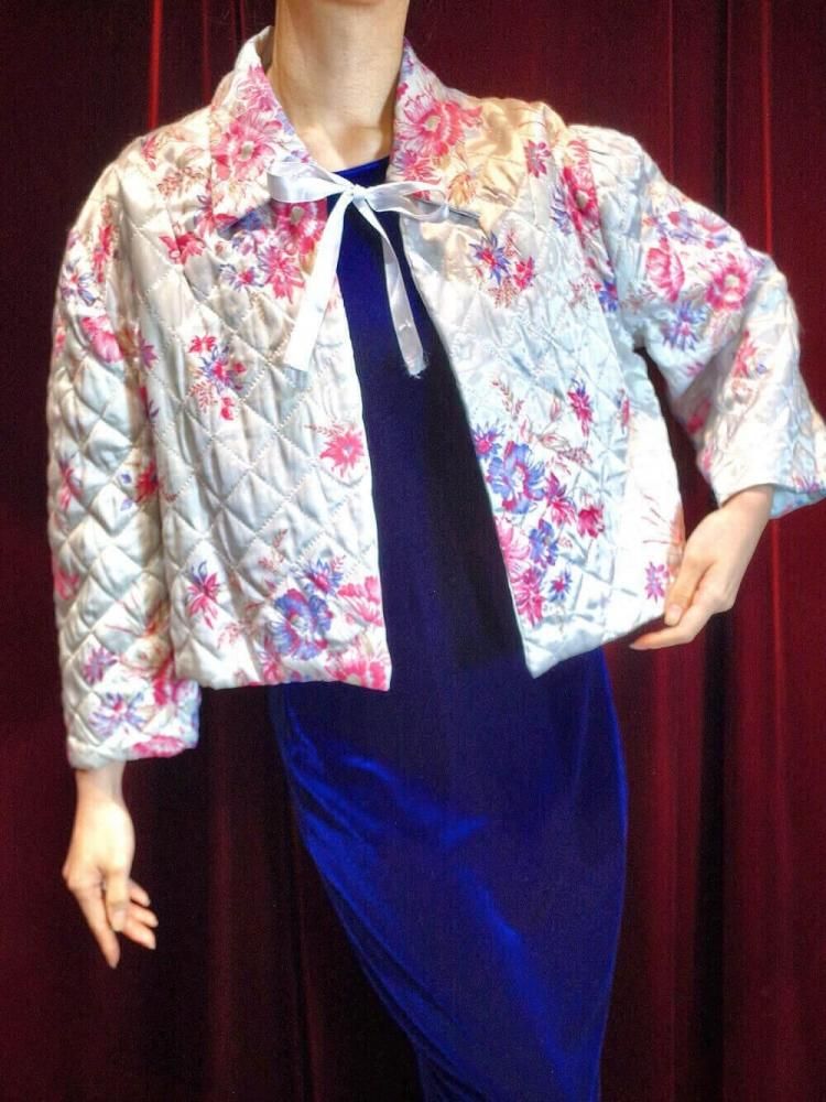 c.1950~60s Floral Quilting Bed Jacket