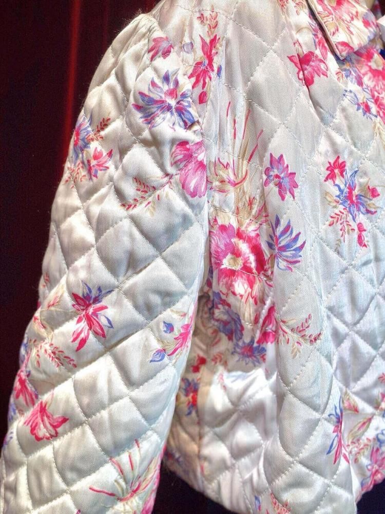 c.1950~60s Floral Quilting Bed Jacket