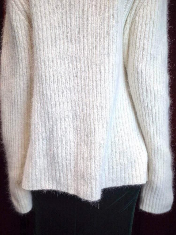 Code Embroidery White Angora Knit Jacket