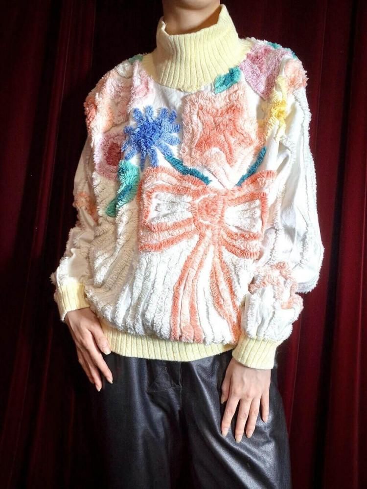 c.1970s Star & Ribbon Chenille Sweat