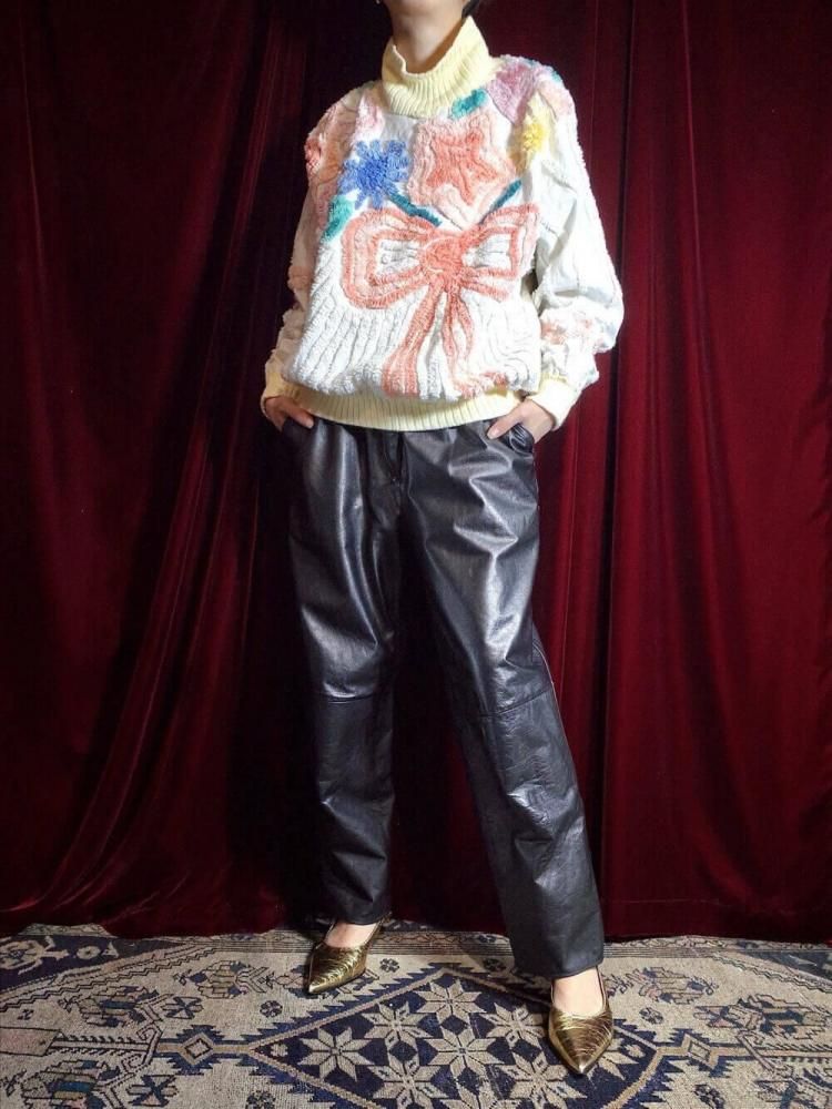 c.1970s Star & Ribbon Chenille Sweat