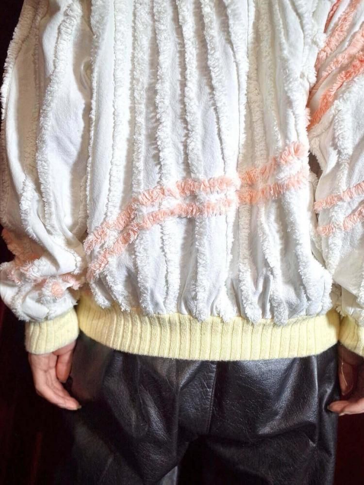 c.1970s Star & Ribbon Chenille Sweat